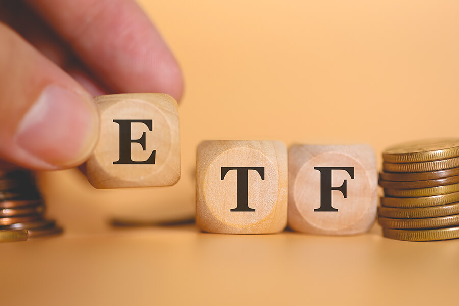 Investment Funds and ETFs: Advantages, Disadvantages, and Strategies for Choosing the Right Products